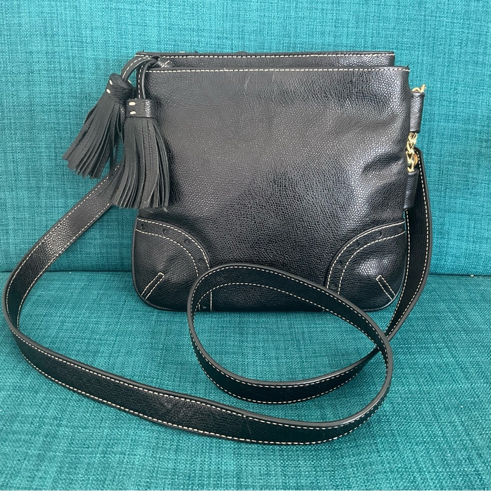 Black Leather Crossbody Bag/Purse Gold Chained Leather Strap Tassel-Talbots